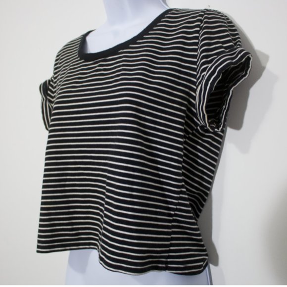 Black & White Stripes Crop-Tee - Picture 1 of 4